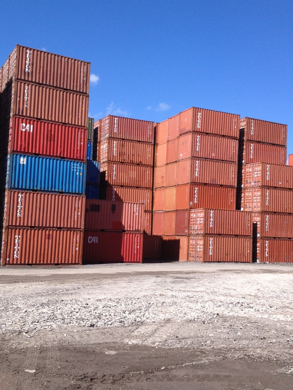 20 foot and 40 foot shipping containers available from E&S Equipment Sales